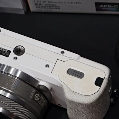 Sony A5100