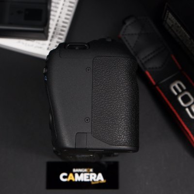 Canon EOS R8 Body