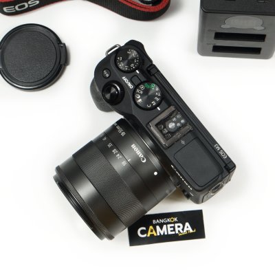 Canon EOS M3