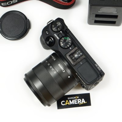 Canon EOS M3