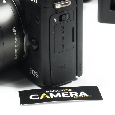 Canon EOS M3