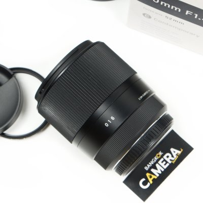 SIGMA 30mm F1.4 DC DN