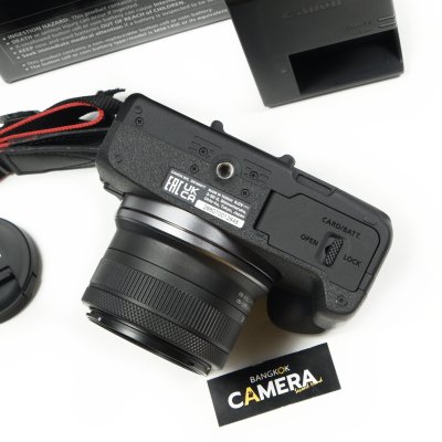 Canon EOS R50