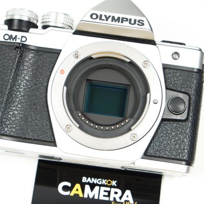 Olympus EM10 II
