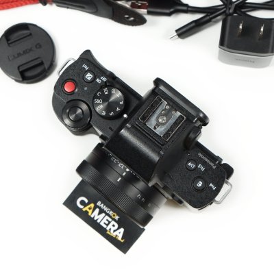 Lumix G100