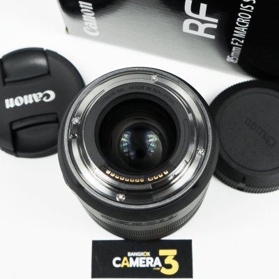 RF85mm F2 MACRO IS STM
