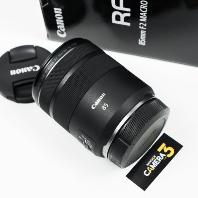 RF85mm F2 MACRO IS STM