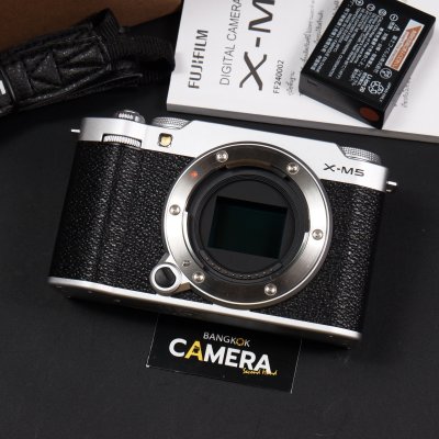 Fujifilm XM5 Body