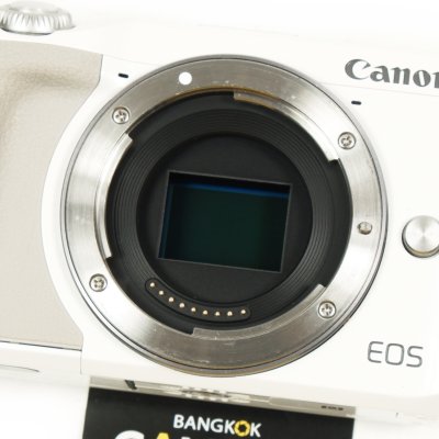 Canon EOS M3