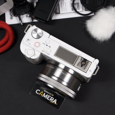 Sony ZVE10