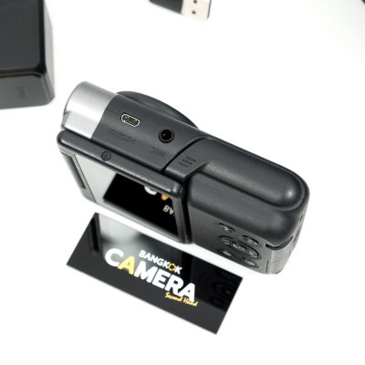 Canon PowerShot V10
