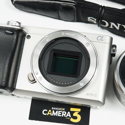 Sony A6000