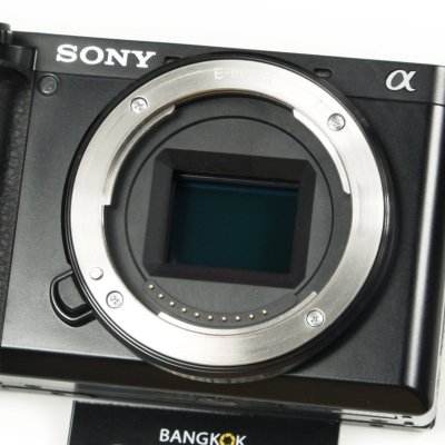 Sony A6100