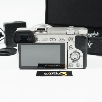 Sony A6000