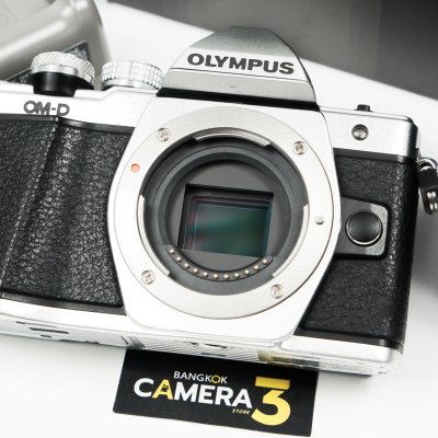 Olympus EM10 II
