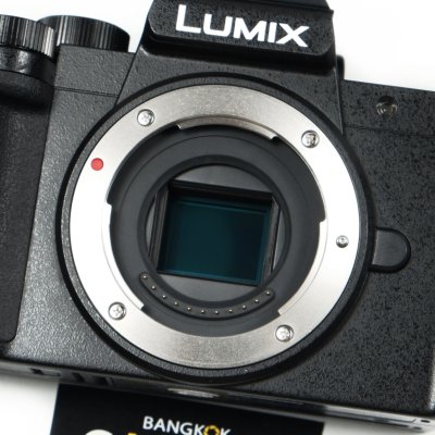 Lumix G100