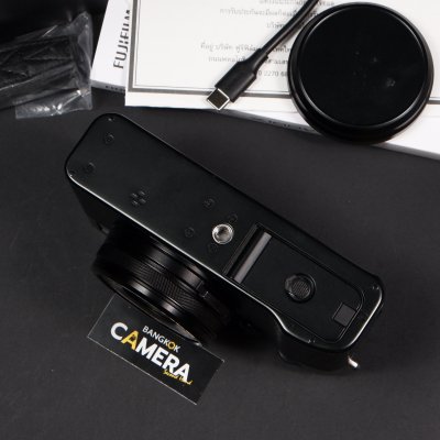 Fujifilm X100V