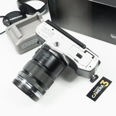Olympus EM10 II