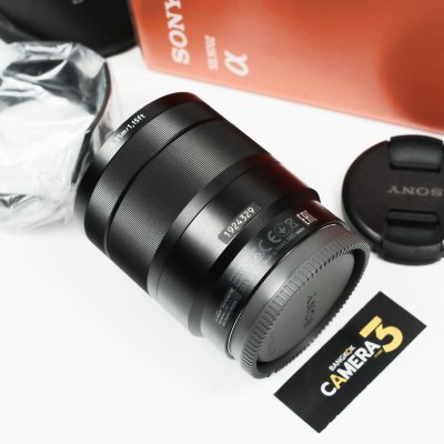 E16-70mm F4 ZA