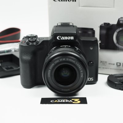 Canon EOS M50
