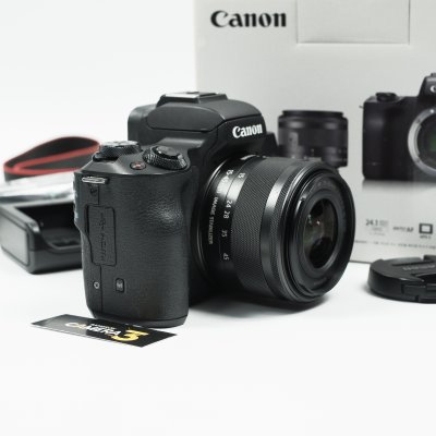 Canon EOS M50