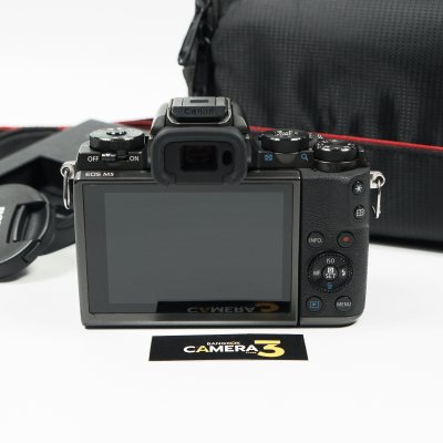 Canon EOS M5