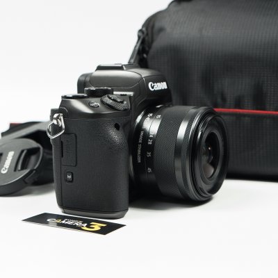 Canon EOS M5