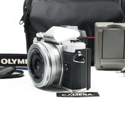 Olympus EM10II