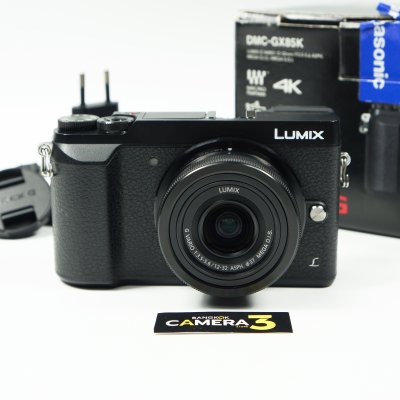 Lumix GX85