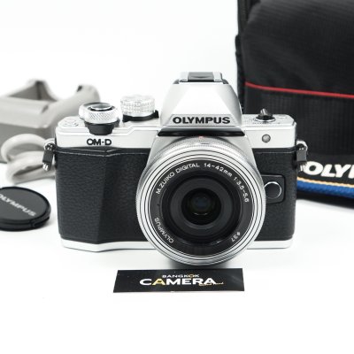 Olympus EM10 II