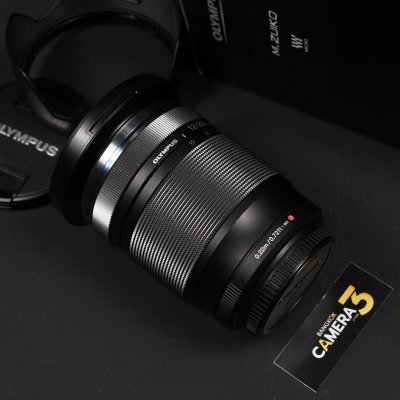 Zuiko 12-200mm F3.5-6.3