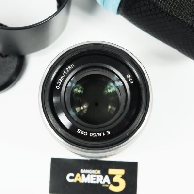E50mm F1.8 OSS