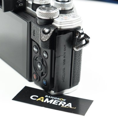 Olympus EM10 II