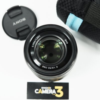 E50mm F1.8 OSS