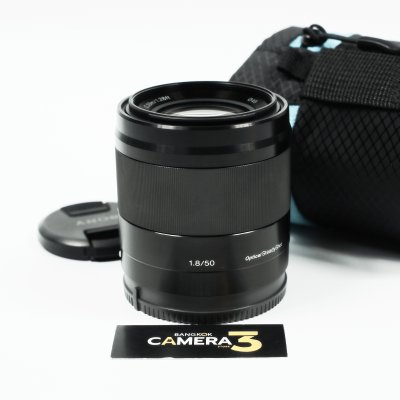 E50mm F1.8 OSS
