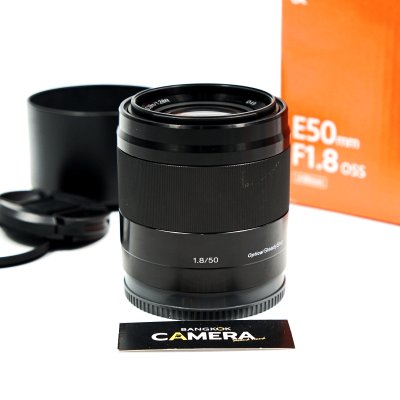 E50mm F1.8 OSS