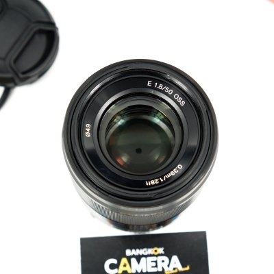 E50mm F1.8 OSS