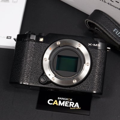 Fujifilm XM5 Body