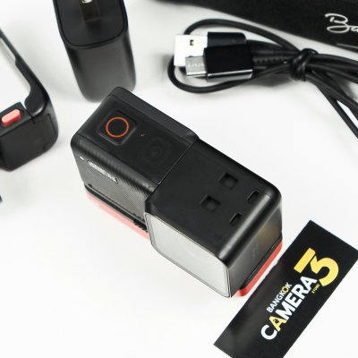 Insta360 ONE RS