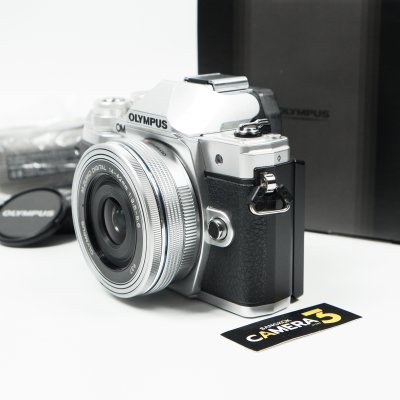 Olympus EM10 III