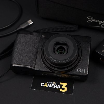 Ricoh GR III