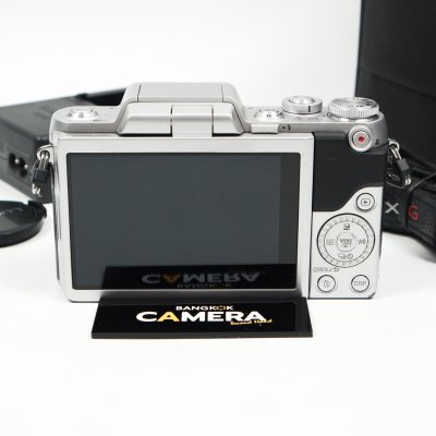Lumix GF8