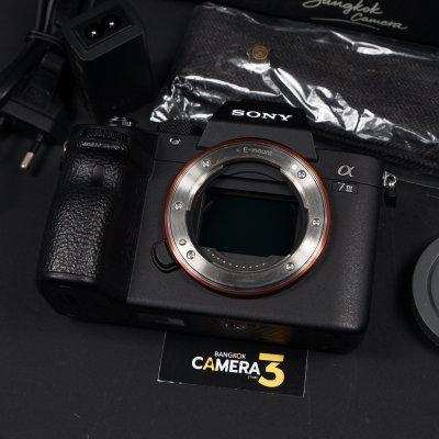 Sony A7III Body