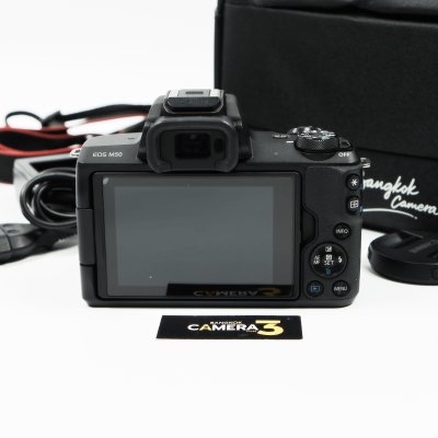Canon EOS M50