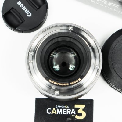 RF50mm F1.8 STM