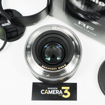 RF50mm F1.8 STM