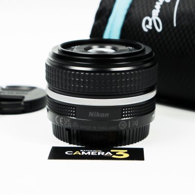 Nikkor Z 40mm F2 SE
