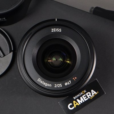 Zeiss Batis 25mm F2