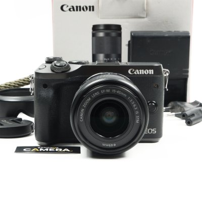 Canon EOS M6