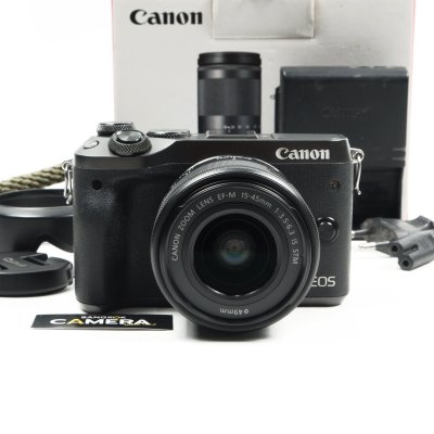 Canon EOS M6